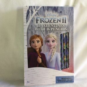 Disney Frozen Valentines Day 16 Cards & 16 Pencils Set. NIB Elsa Anna
